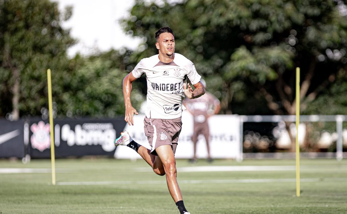 Corinthians tem negócio cancelado e zagueiro Tchoca está de volta após reprovação nos exames