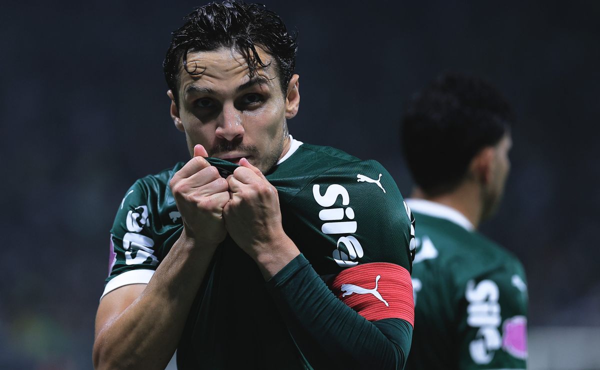 Veiga recebe homenagem poética da Mancha, que expõe a importância do meia para o torcedor do Palmeiras