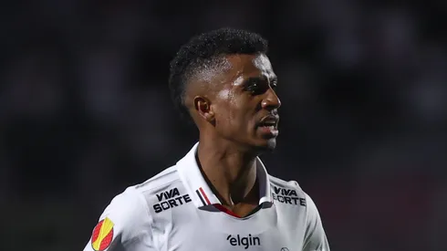 Marcos Antônio durante jogo do São Paulo no Campeonato Paulista.