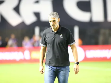 Pressão cresce no Santos e futuro de Vojvoda vira pauta