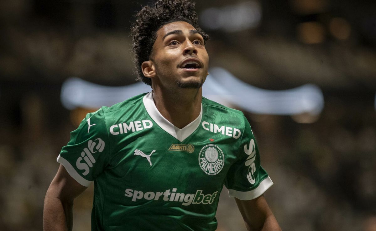 Abel Ferreira planeja recuperar atacante Luighi para valorização no meio do ano no Palmeiras