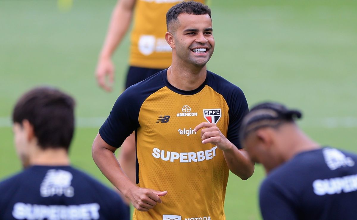 São Paulo comunica Alisson fora dos planos e meia não será relacionado enquanto clube busca novo destino