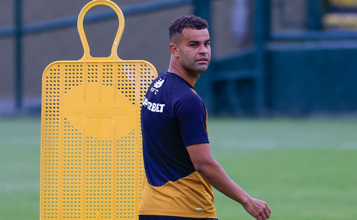 São Paulo recebe Alisson de volta após negócio melar; Calleri e Danielzinho preocupam