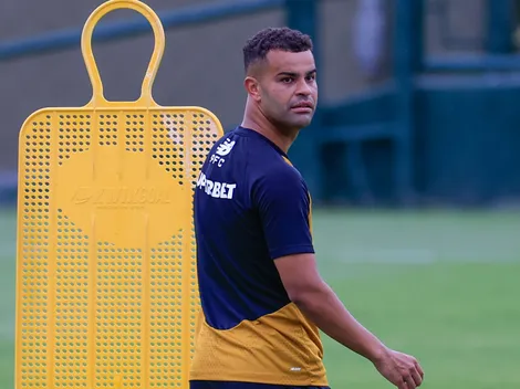 Alisson retorna ao São Paulo após negociação frustrada com Corinthians