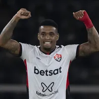 Inter acerta detalhes e encaminha a contratação de Alerrandro