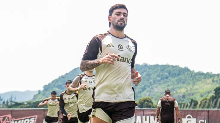 Arrascaeta em treino do Flamengo.