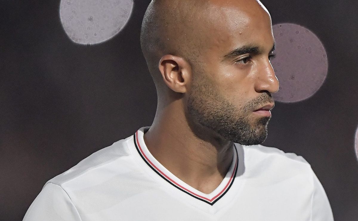 Lucas Moura desabafa sobre crise política no São Paulo: “Muito triste para a nossa história”