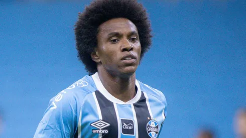 Willian será titular do Grêmio.
