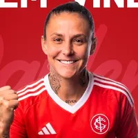 Internacional acerta a contratação da meia Darlene, ex-São Paulo
