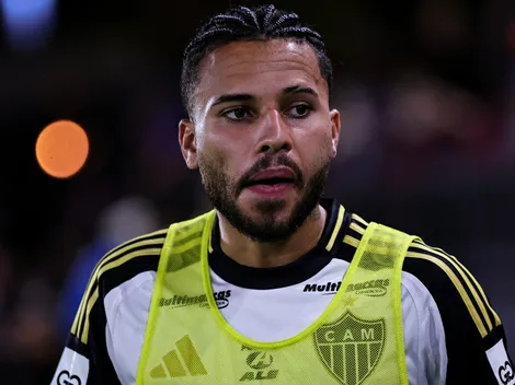 Alexsander preocupa após lesão no joelho em vitória do Galo