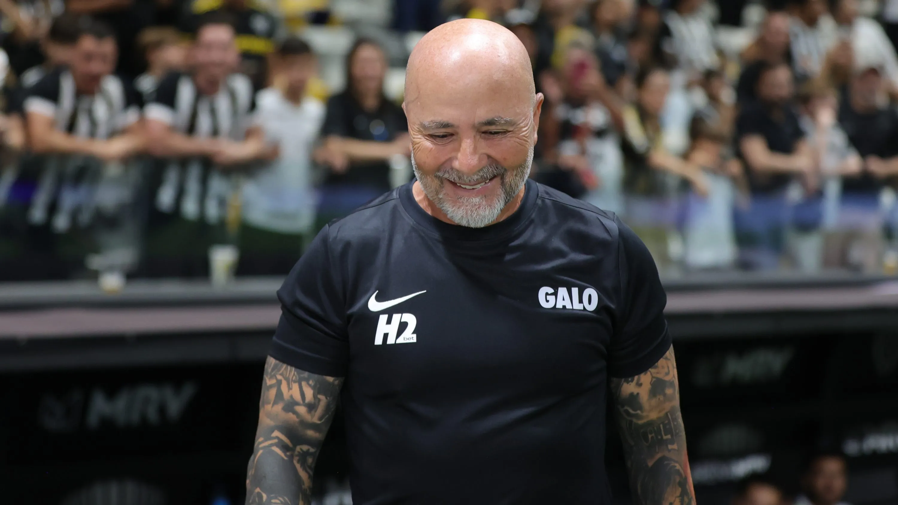 Sampaoli vem conseguindo ajustar a equipe atleticana. Foto: Gilson Lobo/AGIF