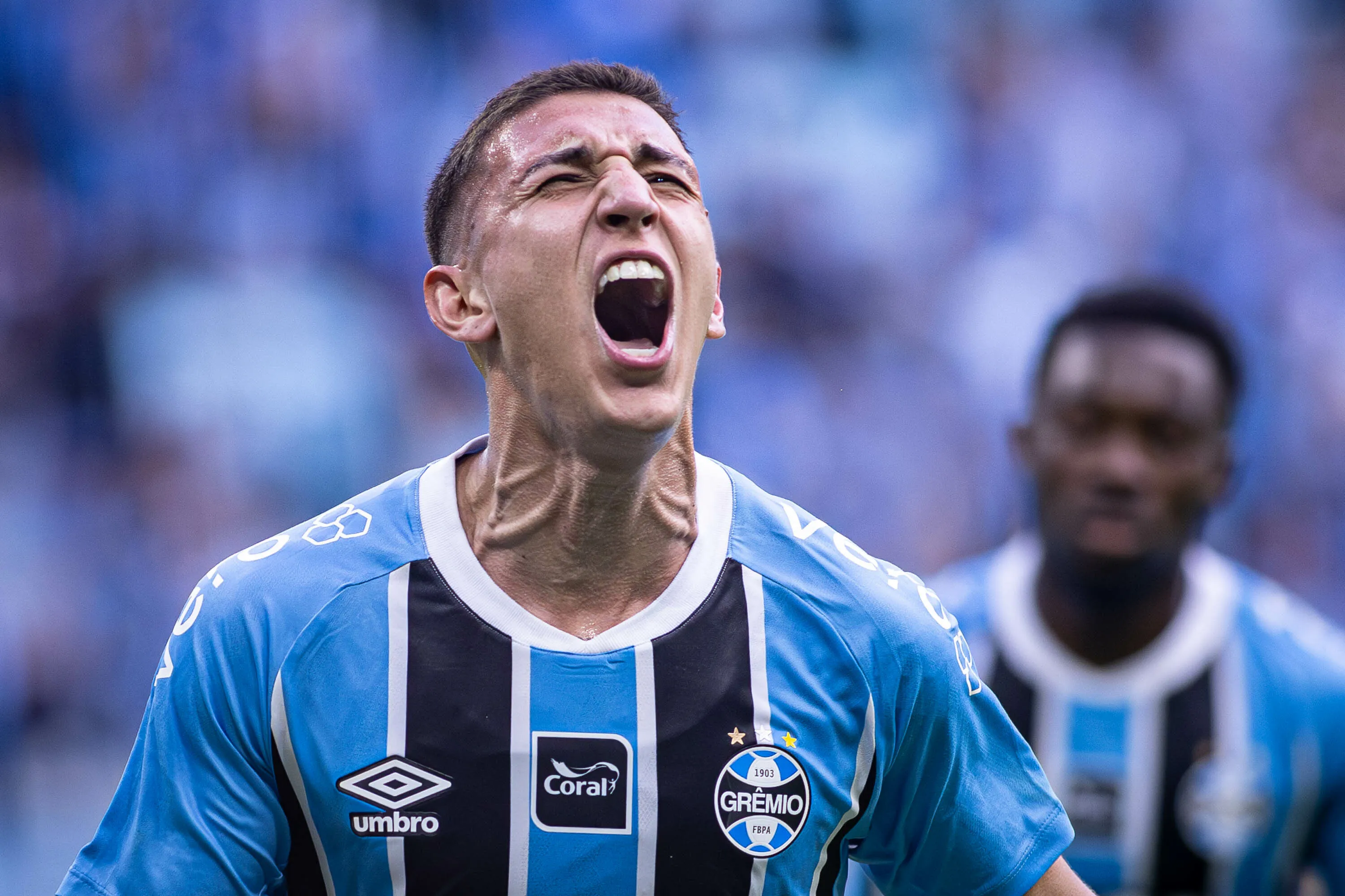 Miguel Monsalve jogador do Gremio comemora seu gol durante partida contra o Juventude no estadio Arena do Gremio pelo campeonato Gaucho 2026. Foto: Maxi Franzoi/AGIF