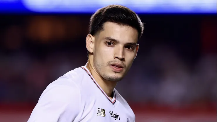 Volante contou com uma chance clara de gol