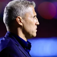 Hernán Crespo acerta estratégia e conduz o São Paulo a vencer o Santos