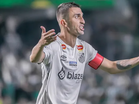 João Schmidt faz forte desabafo após derrota para o São Paulo