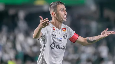 Joao Schmidt, jogador do Santos. Foto: Fernando Teramatsu/AGIF