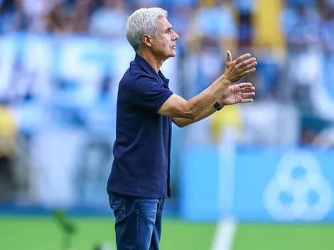 Luís Castro indica Noriega como titular do Grêmio no meio-campo