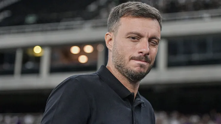 Botafogo de Anselmi reencontra Zubeldía em clássico que revive rivalidade iniciada no Equador - Thiago RibeiroAGIF