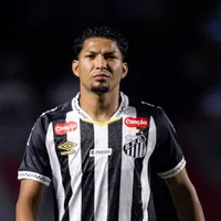 Torcida do Palmeiras repercute atitude de Rony na estreia pelo Santos