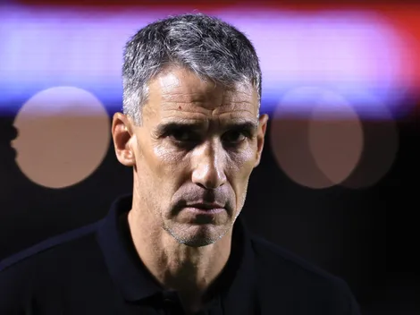 Juan Vojvoda ignora arbitragem e revela inferioridade em São Paulo x Santos