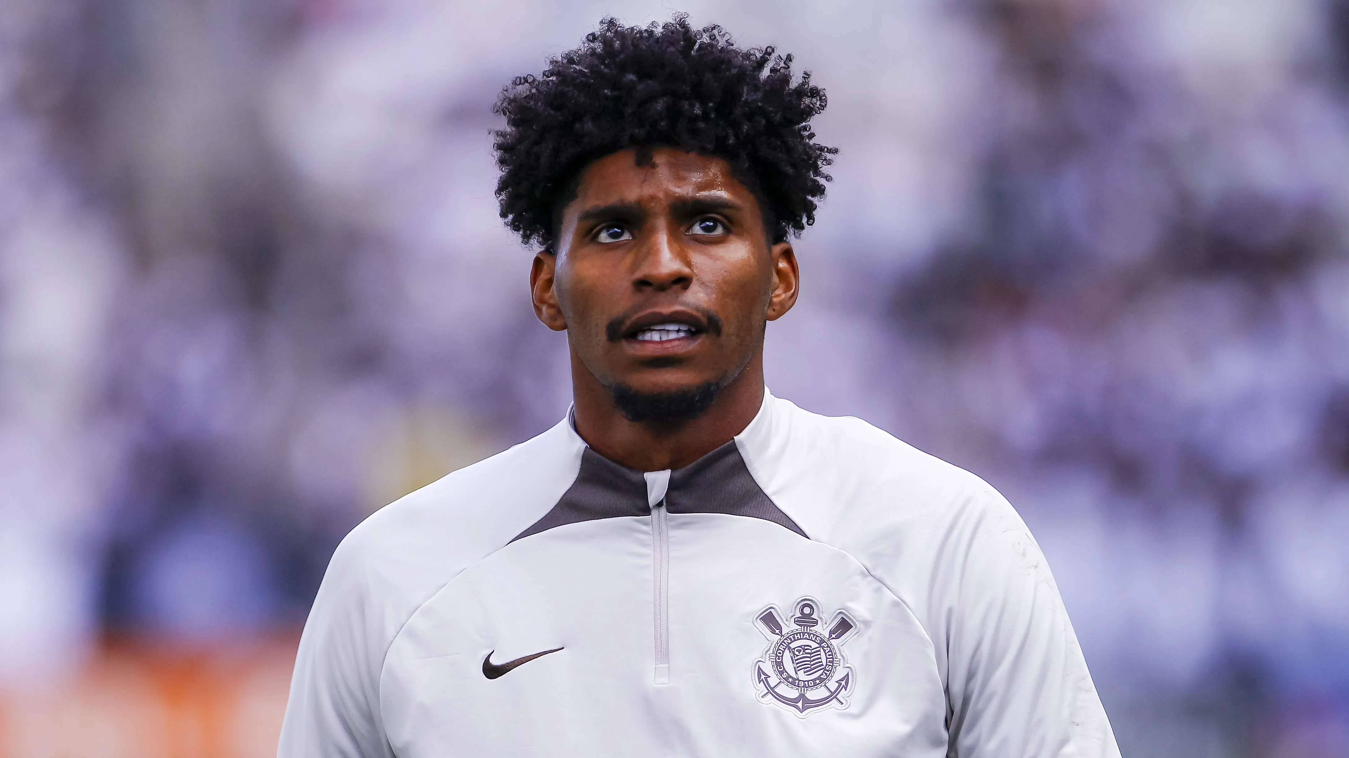 Hugo Souza. Foto: Marco Miatelo/AGIF