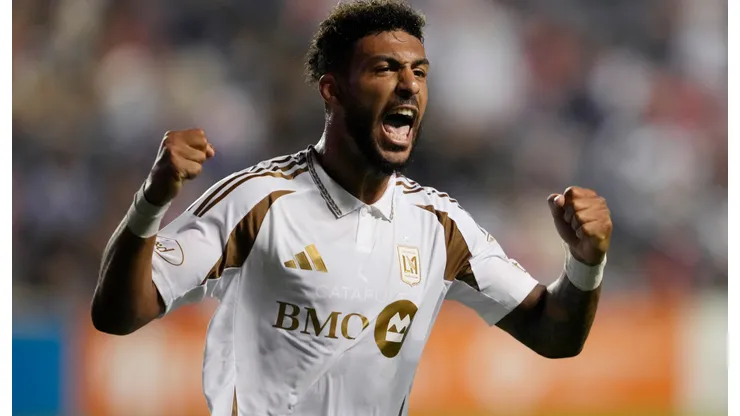 Denis Bouanga foi um dos alvos do Fluminense para o ataque - Foto: Patrick McDermott/Getty Images