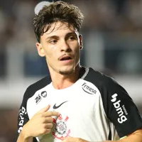 Torcida do Flamengo cobra Bidon por lances polêmicos