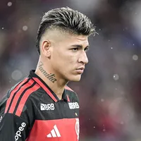 Carrascal é expulso em Flamengo x Corinthians agressão em Bidon