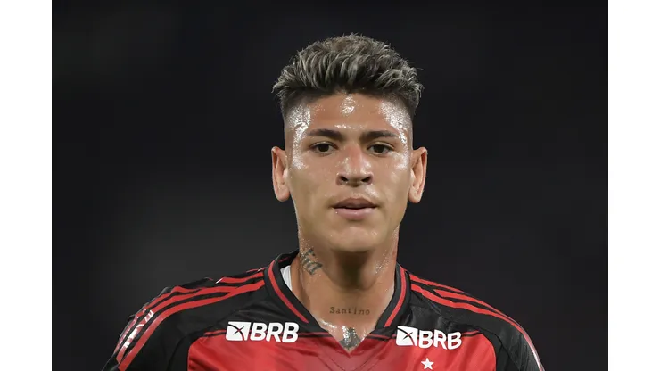 RJ - RIO DE JANEIRO - 25/08/2025 - BRASILEIRO A 2025, FLAMENGO X VITORIA - Carrascal jogador do Flamengo durante partida contra o Vitoria no estadio Maracana pelo campeonato Brasileiro A 2025. Foto: Thiago Ribeiro/AGIF