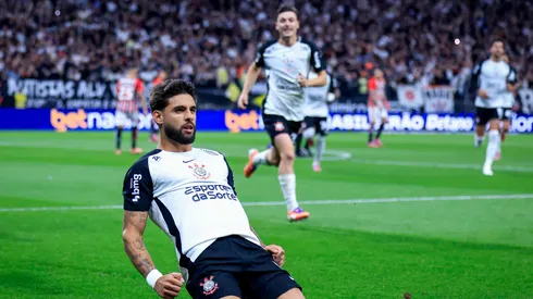 SP – SAO PAULO – 20/11/2025 – BRASILEIRO A 2025, CORINTHIANS X SAO PAULO – yuri alberto jogador do Corinthians comemora seu gol durante partida contra o Sao Paulo no estadio Arena Corinthians pelo campeonato Brasileiro A 2025. Foto: Marcello Zambrana/AGIF