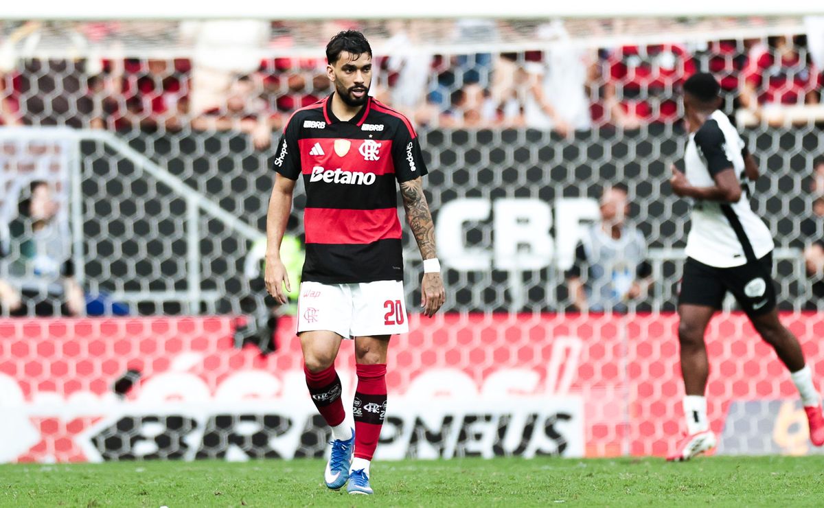Paquetá perde chance clara no fim, Corinthians vence Flamengo e é campeão na reestreia do meia