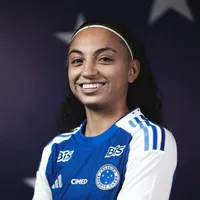 Ana Flávia chega ao Cruzeiro mirando temporada intensa e Libertadores