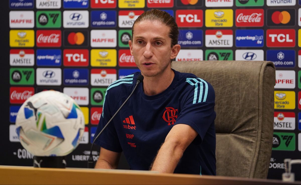 Após vice para o Corinthians, Filipe Luís avalia expulsão polêmica na final: “Nunca tinha visto isso”