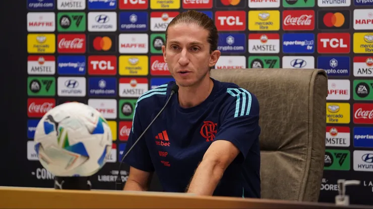 Filipe Luís comentou sobre a final contra o Corinthians. Photo by Joaquín Camiletti/Getty Images