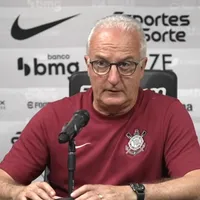 Dorival comemora Supercopa do Corinthians e pede reforços à diretoria