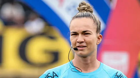 Marianna Nanni Batalha, árbitra de Botafogo-SP x Palmeiras