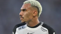 Matheuzinho provoca o Flamengo com "dancinha de Paquetá" após título