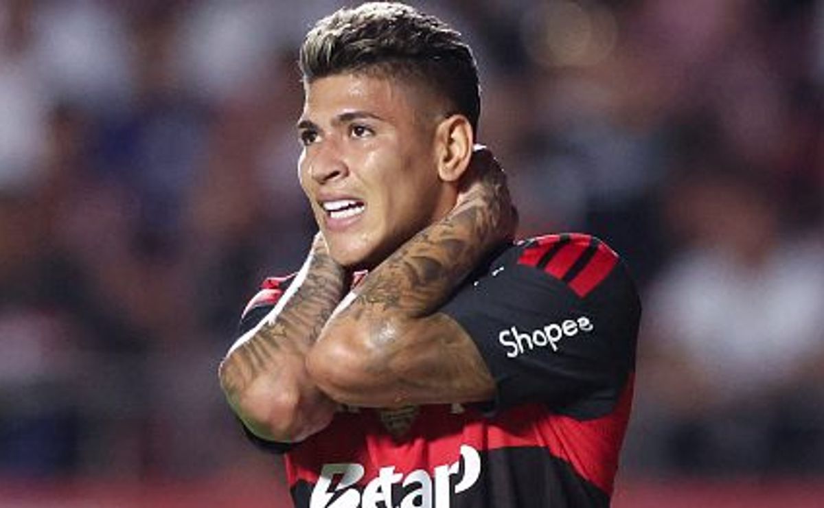 Áudio do VAR de Carrascal expulso em Flamengo X Corinthians é divulgado: “Movimento de soco”