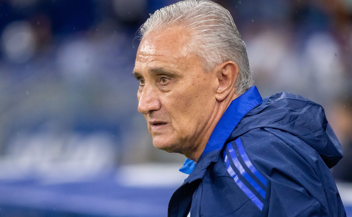 Tite detalha situação de adversidade como fundamental para forjar equipe campeã no Cruzeiro