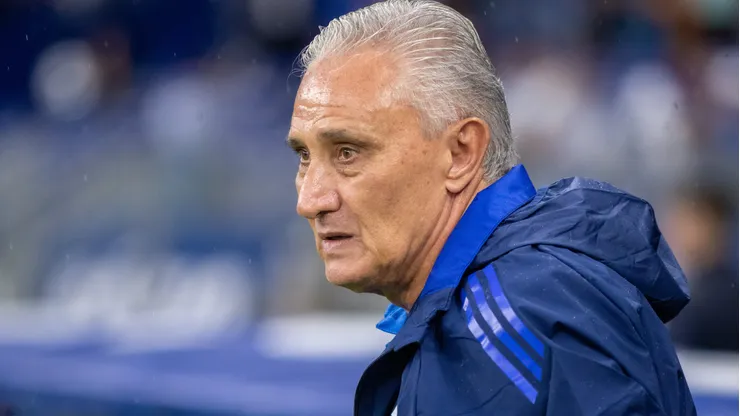 Tite ressaltou a resiliência da equipe Celeste - Foto: Fernando Moreno/AGIF