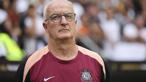 Dorival abordou necessidade de reforçar o Timão – Foto: Mateus Bonomi/AGIF