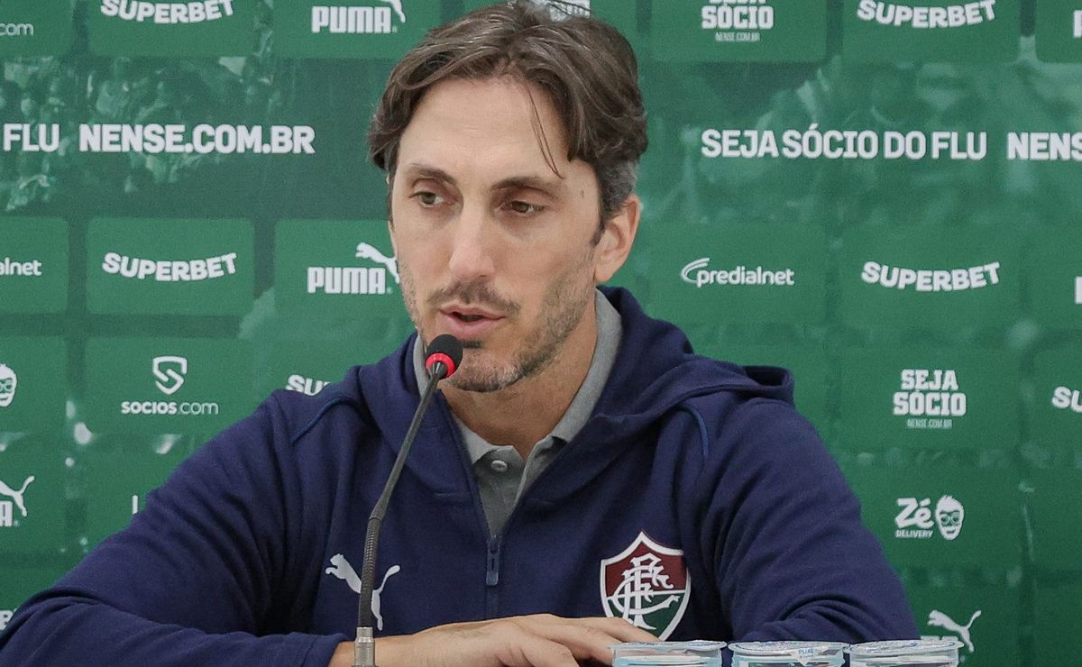 Zubeldía analisa o clássico e crava mérito do Fluminense sobre o Botafogo: “Fomos justos vencedores”