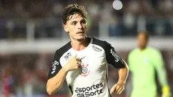 SP - SANTOS - 28/01/2026 - BRASILEIRO A 2026, CORINTHIANS X BAHIA - Breno Bidon jogador do Corinthians comemora seu gol durante partida contra o Bahia no estadio Vila Belmiro pelo campeonato Brasileiro A 2026. Foto: Mauricio De Souza/AGIF