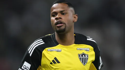 MG – BELO HORIZONTE – 29/01/2025 – MINEIRO 2025, ATLETICO-MG X AMERICA-MG – Junior Santos jogador do Atletico-MG durante aquecimento antes da partida contra o America-MG no estadio Mineirao pelo campeonato Mineiro 2025. Foto: Gilson Lobo/AGIF