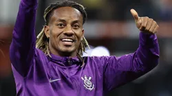 André Carrillo tirou sarro do seu companheiro.