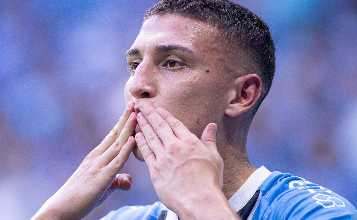 Monsalve segue conselho de Braithwaite e buscou tratamento na Alemanha para lesão no Grêmio