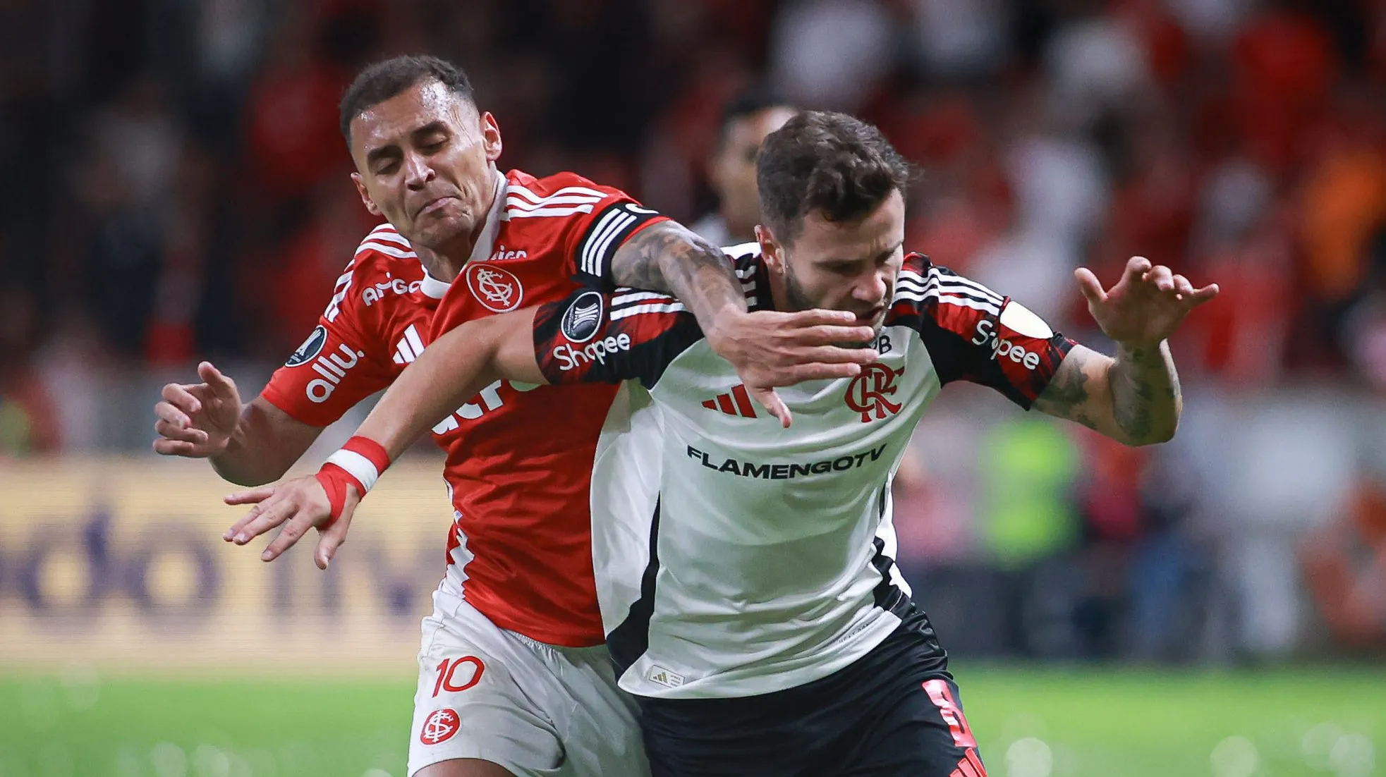 Flamengo x Internacional. Foto: Maxi Franzoi/AGIF