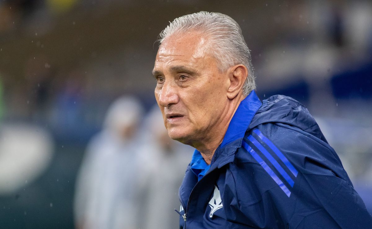 Tite analisa vitória do Cruzeiro pelo Campeonato Mineiro e cita gramado e calendário apertado como obstáculos