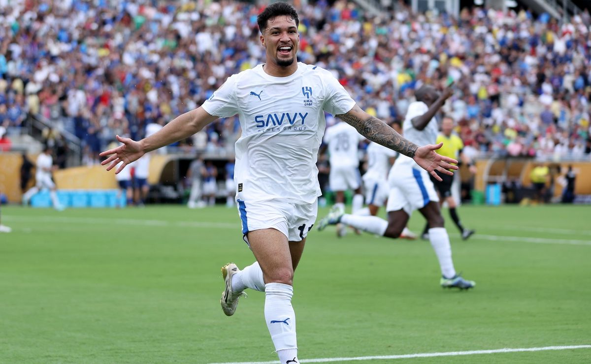 Alvo do Flamengo, Marcos Leonardo não deve mais ser transferido para o Atlético de Madrid