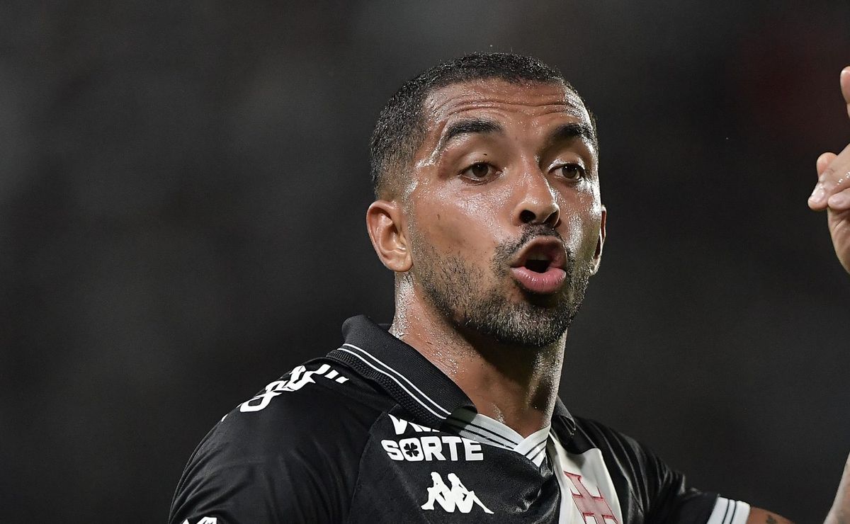 Palmeiras mira contratação de Paulo Henrique e Vasco exige R$ 55 milhões para fazer negócio